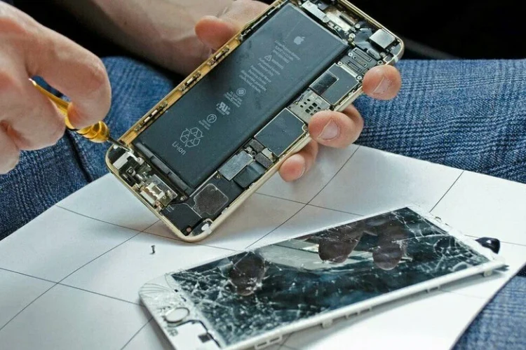 صدمه زدن به دیگر قسمت های سخت افزاری 