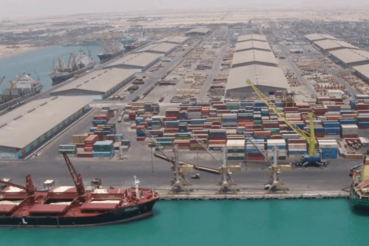 بهترین بندر دریایی ایران برای حمل بار از چین به ایران کدام است؟