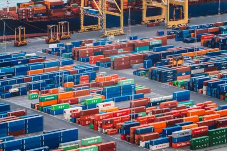 مراحل انجام عملیات استافینگ