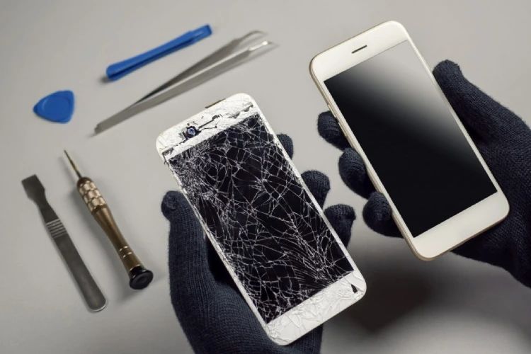 پنج LCD تقلبی آیفون که باید بشناسید
