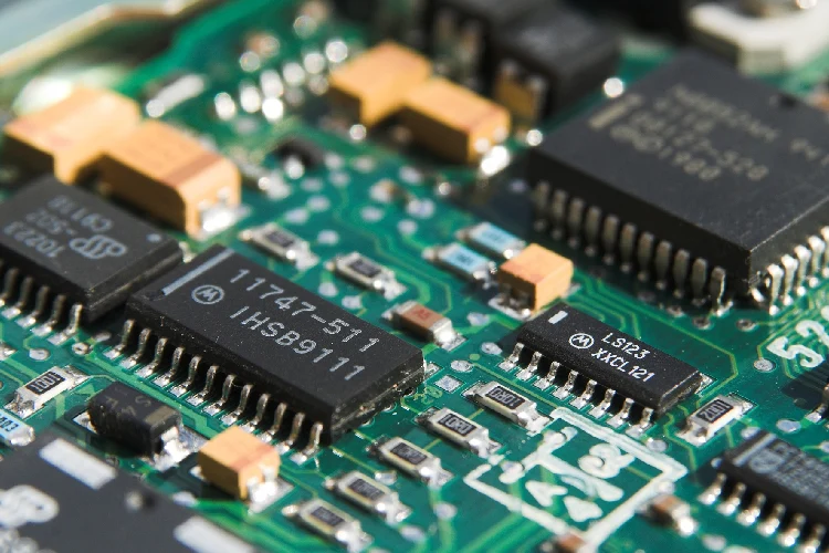 برد الکترونیکی تک‌لایه (Single Layer PCB)